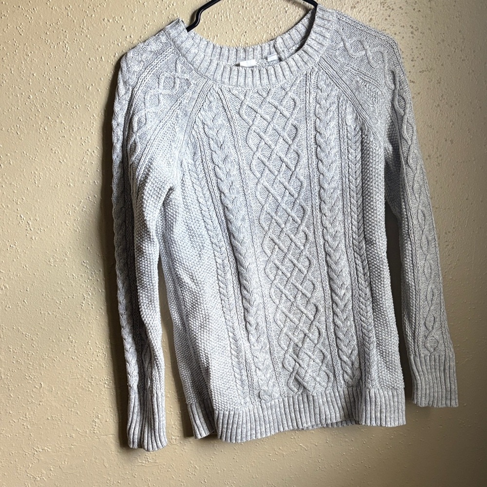 GAP Light Gray Cable Knit Sweater